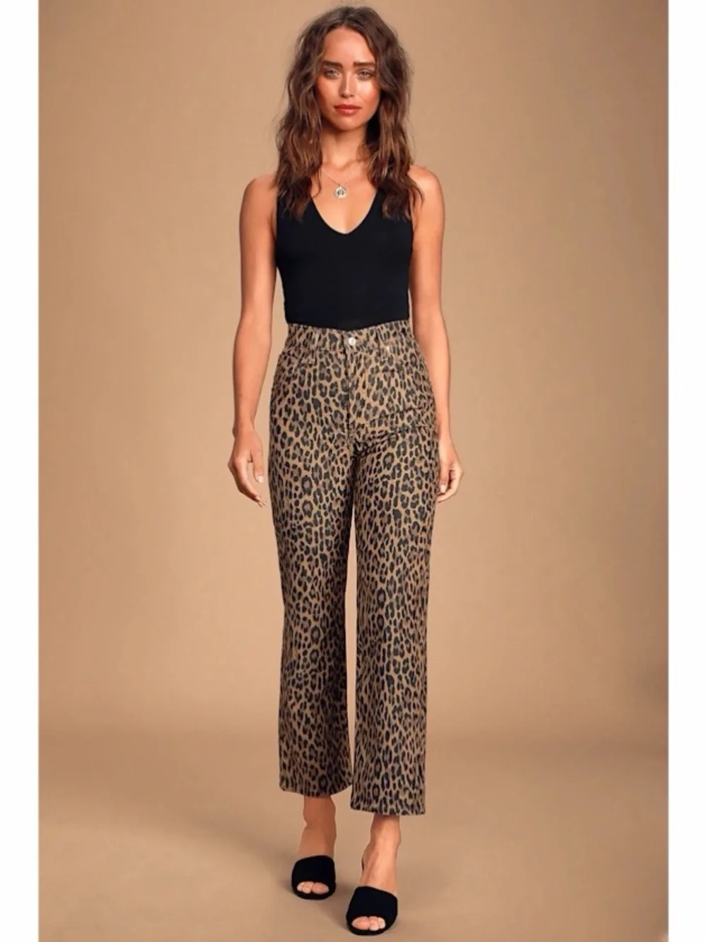 Levi’s ribcage jeans in cheetah print - Picture 1 of 6
